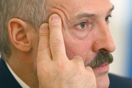 Чавес велел Лукашенко действовать мощно