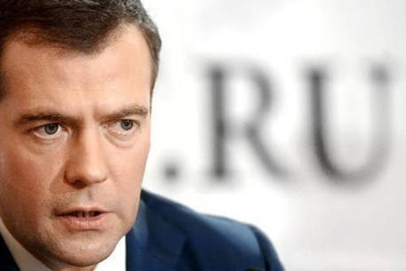 Медведев создал комиссию по борьбе с фальсификацией истории 