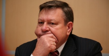 Опровергли слухи об отставке губернатора Ленинградской области