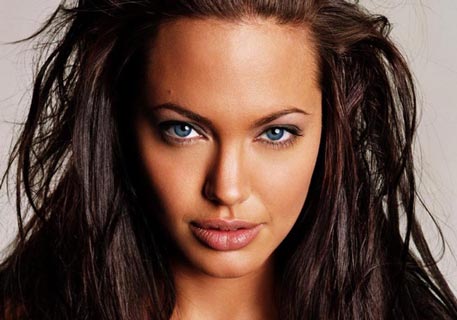 Анджелину Джоли назвали самой влиятельной знаменитостью