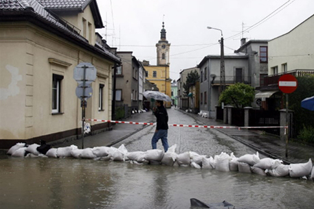 В результате наводнения в Польше погибли 14 человек