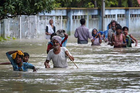 На юге Индии жертвами наводнений стали 16 человек