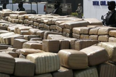 На границе США и Мексики нашли тоннель с 20 тоннами марихуаны