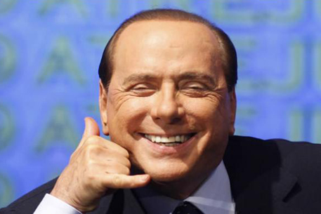 Берлускони доставляли марихуану на самолете