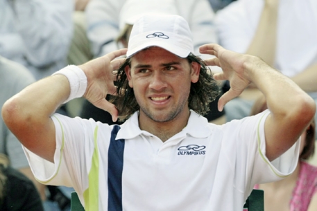 Аргентинского теннисиста оштрафовали за "странную манеру игры"