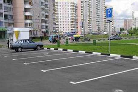 В Москве запретят парковаться во дворах