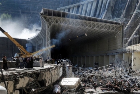 Расследованием аварии на Саяно-Шушенской ГЭС займется Дума