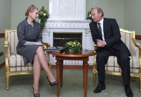 Тимошенко получила сердечное новогоднее поздравление от Путина 