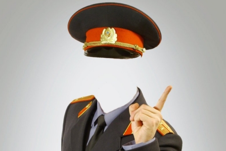 В России предложили запретить милиционерам критиковать начальников
