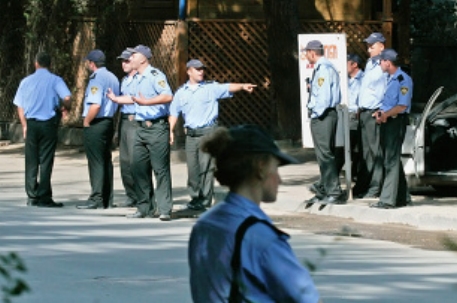 В Тбилиси при ограблении банка ранили двух инкассаторов