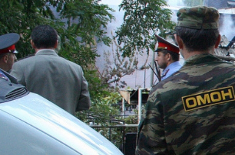 В Дагестане неизвестные обстреляли дом милиционера