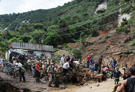 Жертвами наводнения на юге Бразилии стали 10 человек