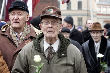 Латвийский суд разрешил шествие легионеров "СС"