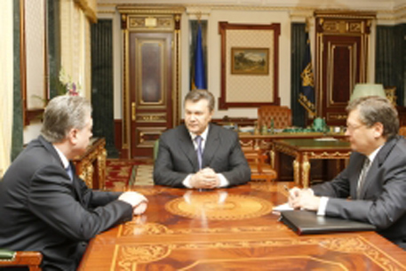 Янукович назначил Владимира Ельченко послом Украины в РФ