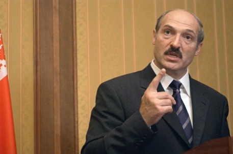 Лукашенко разрешил МВД и КГБ выдавать санкции на арест