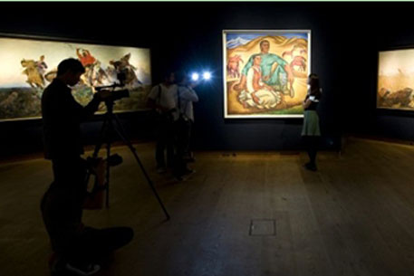 В лондонском Christie's открылась выставка "Сокровища Казахстана"