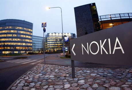 Nokia косвенно признала поражение на "мобильном" рынке