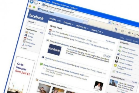 Пользователи социальной сети подали в суд на Facebook