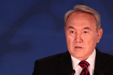 Назарбаев поручил проверить нацфонды Казахстана