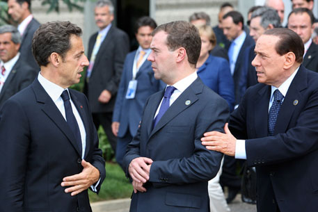 Берлускони и Саркози не приедут в Москву на 65-летие Победы