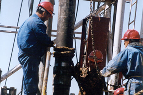 "Озенмунайгаз" потерял тысячу тонн нефти из-за забастовки