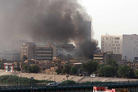 Число жертв штурма здания Центробанка в Багдаде увеличилось до 24