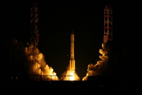 "Протон-М" вывел на орбиту российский военный спутник
