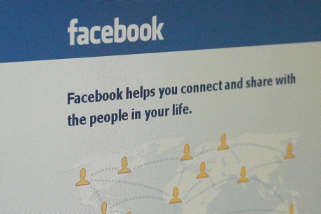 Facebook переселит клиентов в собственный датацентр