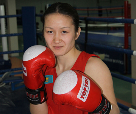Казахстанский судья - лучший на женском ЧМ по боксу