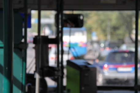 Алматинские водители автобусов устроили забастовку