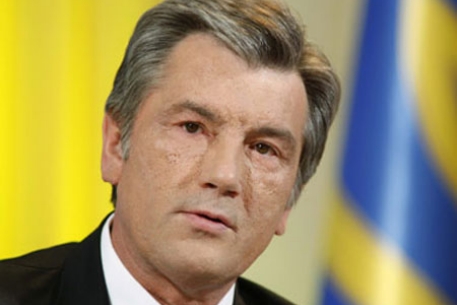 Ющенко попросил Медведева пересмотреть газовые контракты