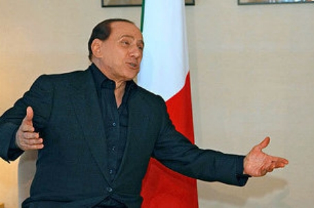 Суд отменил иммунитет Берлускони от уголовного преследования