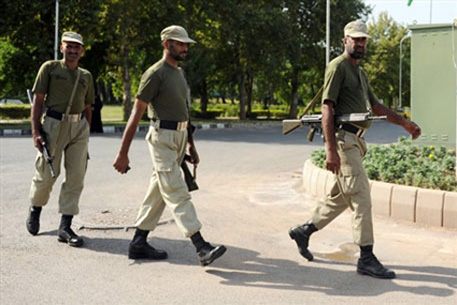 Трое заложников погибли во время спецоперации в Пакистане