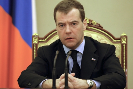 Медведев проинструктировал "Газпром" в отношении Минска