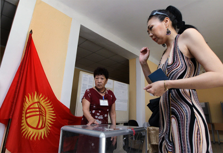 83 кандидата вышли на старт президентской гонки в Кыргызстане