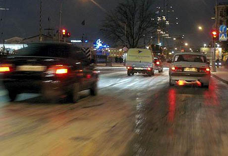 Непогода привела к закрытию ряда дорог в Карагандинской области