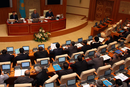 Депутаты ограничат деятельность ночных клубов в Казахстане