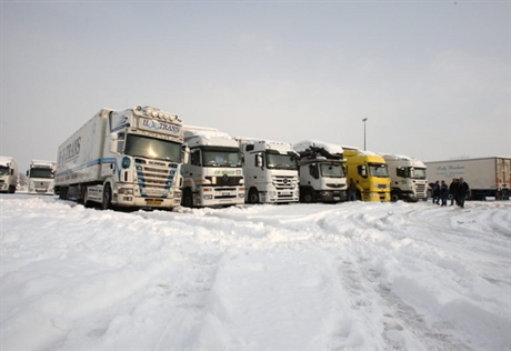 Снегопады нанесли экономике Франции 50-миллионый ущерб