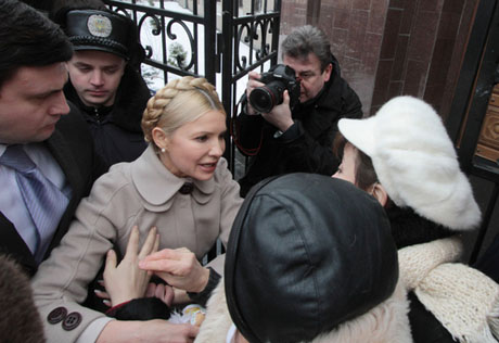 Тимошенко рекомендует оппозиционерам Twitter и Facebook 