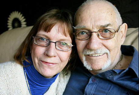 После 48 лет разлуки отец и дочь нашли друг друга на Facebook
