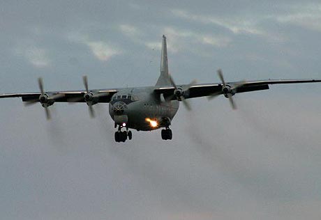 Пропавший с радаров Ан-12 разбился в Магаданской области