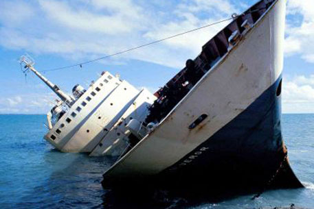 Азербайджанские моряки спасли на Каспии российское судно 