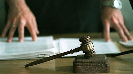 Атырауский суд приговорил к 4,5 года тюрьмы сбившего пенсионера водителя