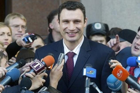 Виталия Кличко избрали лидером партии "УДАР"