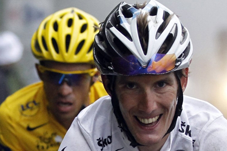 Контадор сохранил желтую майку после 17-го этапа "Тур де Франс"