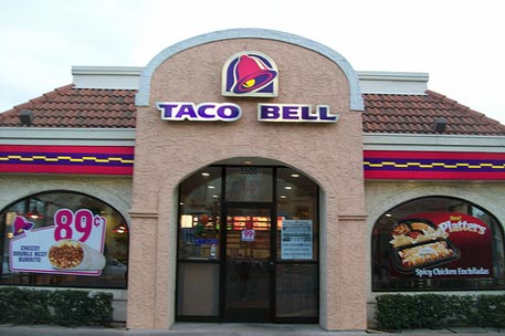 В США скончался создатель сети фаст-фудов Taco Bell