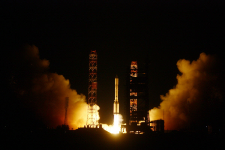 Мощнейший российский спутник ушел на другую орбиту