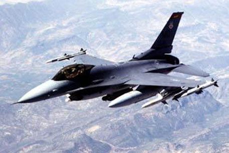 Летчик ВВС США сбросил две бомбы на свою авиабазу