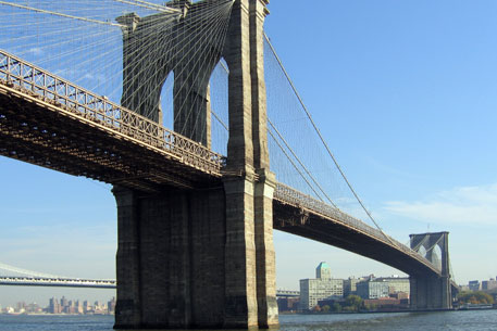 На ремонт Бруклинского моста выделили полмиллиарда долларов