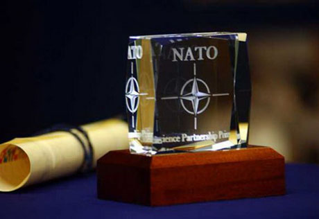 НАТО начнет переговоры об обратном транзите международных сил из Афганистана